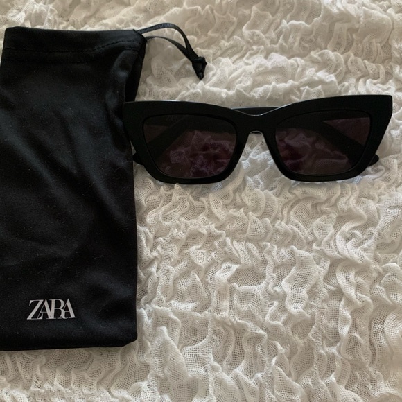 Brand new without tag Zara cat eye sunglasses 🕶️ - Picture 1 of 3